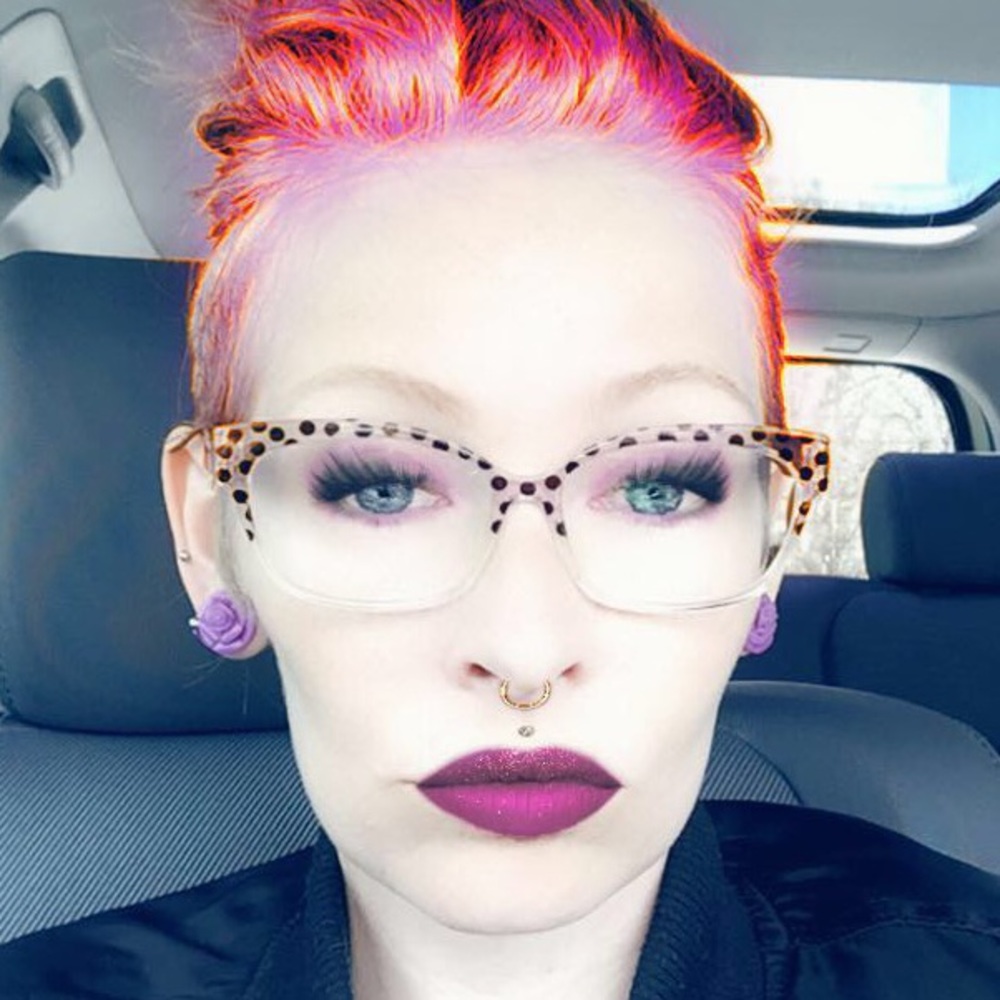 Meet your Posher, San